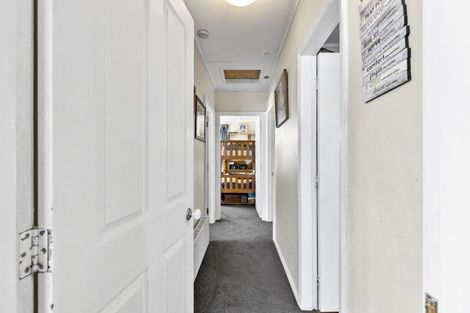 Photo of property in 12 Collins Crescent, Feilding, 4702