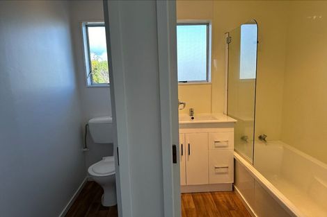 Photo of property in 6 Cook Street, Levin, 5510