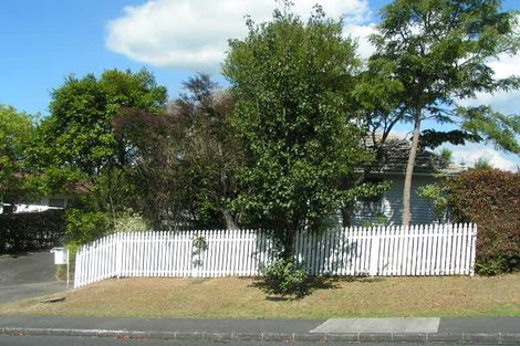 Photo of property in 1/34 Seine Road, Forrest Hill, Auckland, 0620