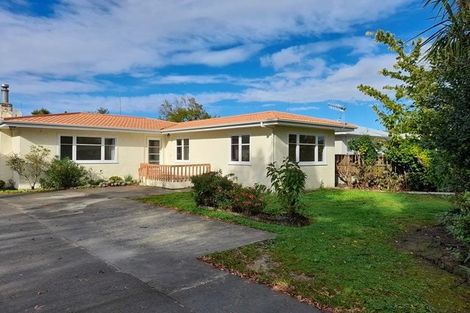 Photo of property in 15 Lancaster Street, Highbury, Palmerston North, 4412