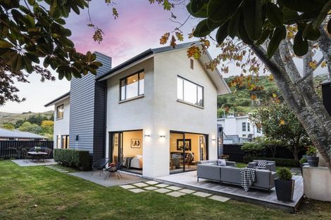 Photo of property in 2 Maurice Knowles Lane, Cashmere, Christchurch, 8022