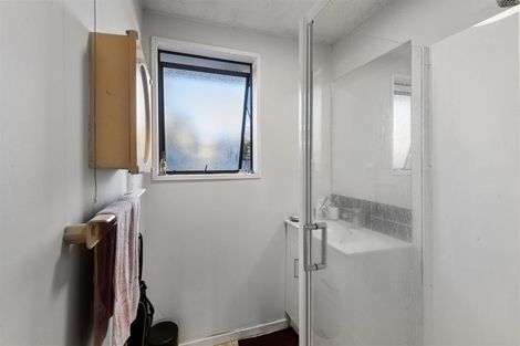 Photo of property in 122 Tilford Street, Woolston, Christchurch, 8062