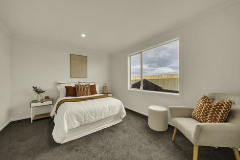 Photo of property in 15 Roberts Road, Hei Hei, Christchurch, 8042