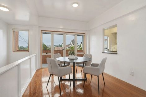 Photo of property in 64 Drivers Road, Maori Hill, Dunedin, 9010