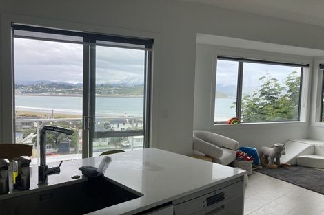 Photo of property in 216d Sutherland Road, Lyall Bay, Wellington, 6022