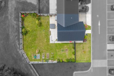 Photo of property in 17 Reakes Crescent, Wallaceville, Upper Hutt, 5018