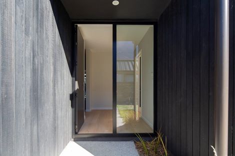 Photo of property in 8 Parera Lane, Jacks Point, Queenstown, 9371