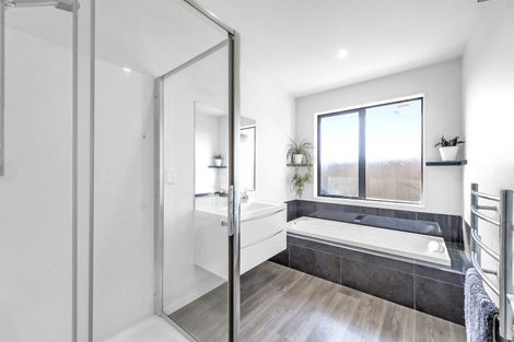 Photo of property in 48c Lewis Crescent, Rolleston, 7614