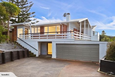 Photo of property in 122 Matipo Road, Te Atatu Peninsula, Auckland, 0610