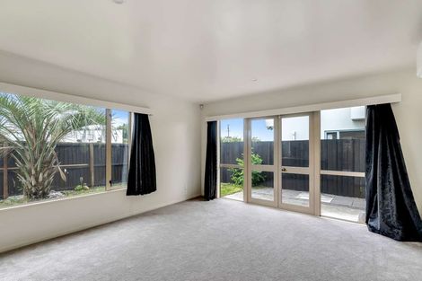Photo of property in 4/17 Longley Place, Addington, Christchurch, 8024