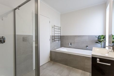 Photo of property in 18 Onekiritea Road, Hobsonville, Auckland, 0616