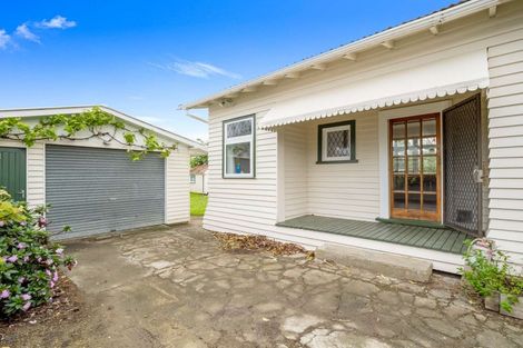 Photo of property in 8 Chelwood Street, Takaro, Palmerston North, 4412