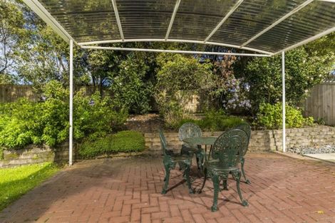 Photo of property in 18 Graven Court, Henderson, Auckland, 0612