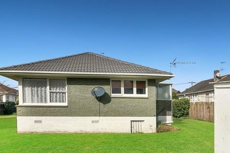 Photo of property in 3/13 Otakau Road, Milford, Auckland, 0620