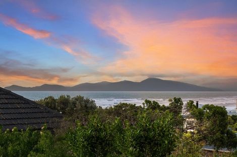 Photo of property in 3 Sand Track, Paekakariki, 5034