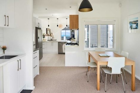 Photo of property in 147 Marine Parade, Eastbourne, Lower Hutt, 5013