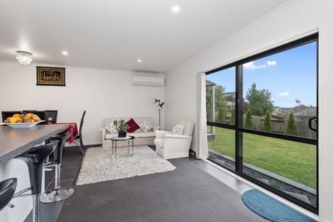 Photo of property in 10 Raddington Way, Huntington, Hamilton, 3210