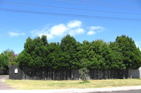 Photo of property in 2/1 Eskdale Road, Birkdale, Auckland, 0626