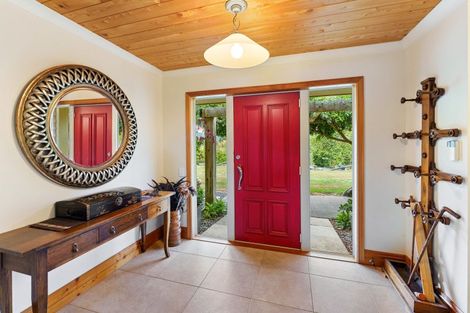 Photo of property in 101 Forest Lakes Road, Otaki, 5583