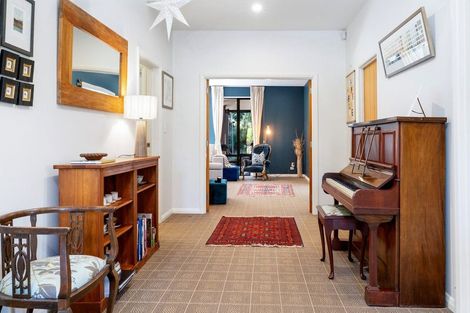 Photo of property in 23a Hyndhope Road, Kennedys Bush, Christchurch, 8025