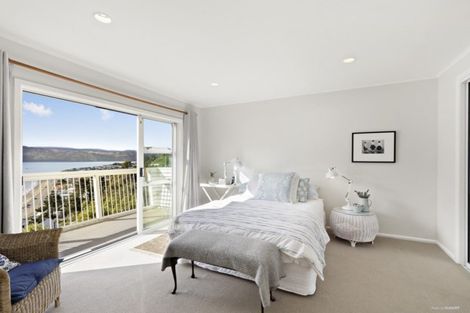Photo of property in 33 Newport Terrace, Seatoun, Wellington, 6022