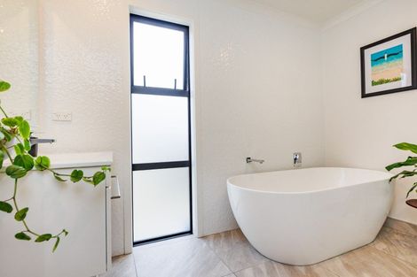 Photo of property in 8 Cherry Place, Feilding, 4702