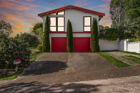 Photo of property in 5 Seymour Grove, Kingsley Heights, Upper Hutt, 5018