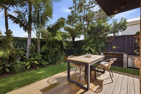 Photo of property in 5 Tui Street, Mount Maunganui, 3116