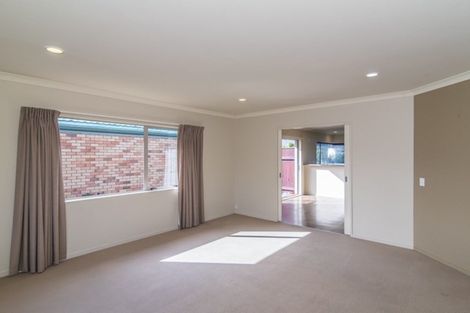 Photo of property in 15 Manhattan Court, Paraparaumu Beach, Paraparaumu, 5032