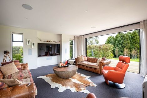 Photo of property in 80a Henwood Road, Paraite, New Plymouth, 4372