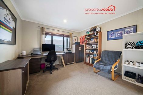 Photo of property in 9 Millisle Place, East Tamaki Heights, Auckland, 2016