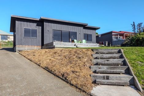 Photo of property in 13 Semple Street, Kakanui, Oamaru, 9495