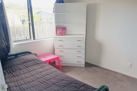 Photo of property in 7 Elvira Place, Ranui, Auckland, 0612