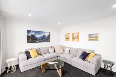 Photo of property in 15 Holmes Hanover Lane, Halswell, Christchurch, 8025