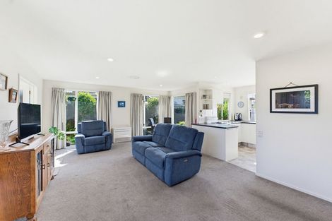 Photo of property in 2/1a Chalmers Street, Highfield, Timaru, 7910