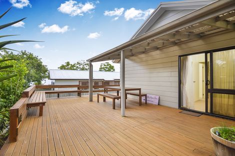 Photo of property in 8a Croydon Road, New Lynn, Auckland, 0600