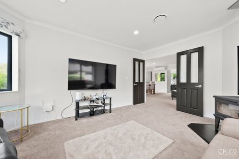 Photo of property in 4 Beechwood Way, Te Marua, Upper Hutt, 5018
