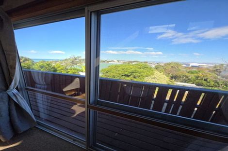Photo of property in 13 Thompson Road, Bluff Hill, Napier, 4110