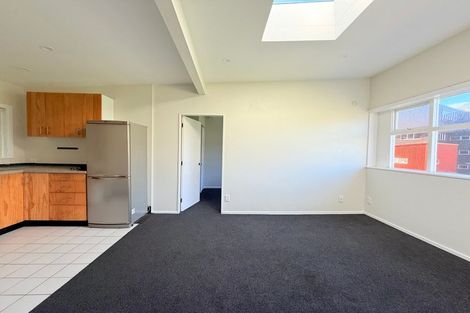 Photo of property in Parkland Flats, 17/51 Adams Terrace, Kelburn, Wellington, 6021