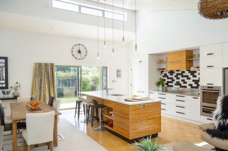 Photo of property in 37 Reading Street, Greytown, 5712