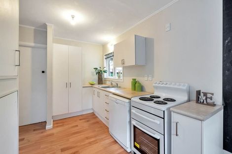 Photo of property in 398 West Coast Road, Glen Eden, Auckland, 0602