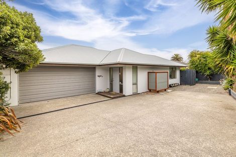 Photo of property in 464a Marine Parade, South New Brighton, Christchurch, 8062