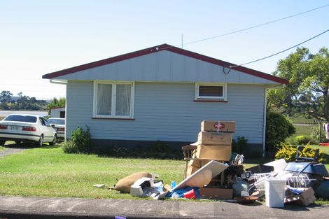 Photo of property in 2/80 Cobham Crescent, Kelston, Auckland, 0602