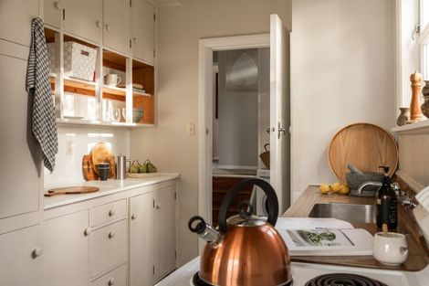 Photo of property in 2 Paparangi Crescent, Paparangi, Wellington, 6037