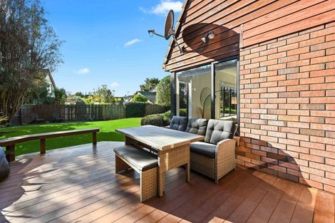 Photo of property in 27 Delamare Road, St Andrews, Hamilton, 3200