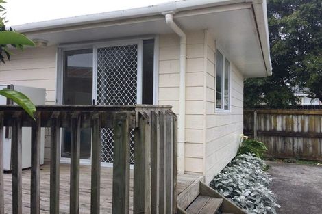Photo of property in 5 Geoffrey Place, Mangere East, Auckland, 2024