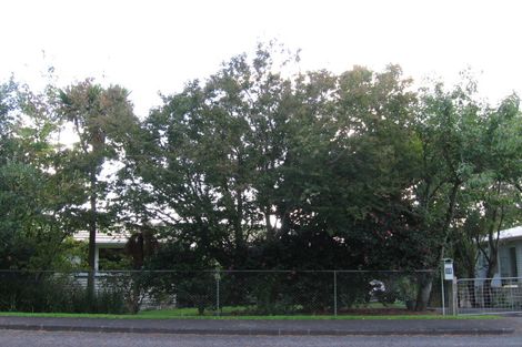 Photo of property in 38 Sherwood Avenue, Te Atatu South, Auckland, 0610