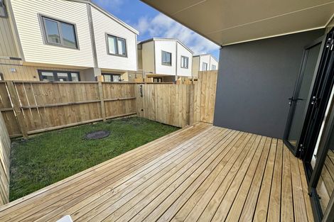 Photo of property in 3 Te Puketoka Lane, Mangere, 2022