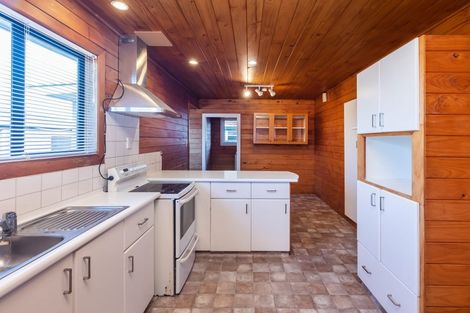 Photo of property in 19 Branston Street, Hornby, Christchurch, 8042