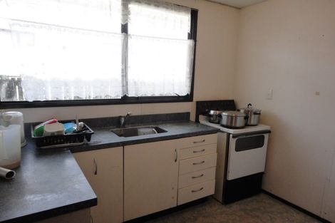 Photo of property in 1/15 Starforth Place, Henderson, Auckland, 0612